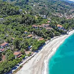 Katerina Fotopoulos & - Papanero Com Agios Ioannis (Thessaly)