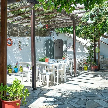 Katerina Fotopoulos & - Papanero Com * Agios Ioannis (Thessaly)