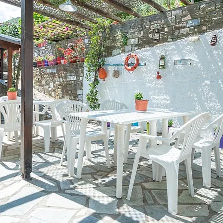 Katerina Fotopoulos & - Papanero Com * Agios Ioannis (Thessaly)